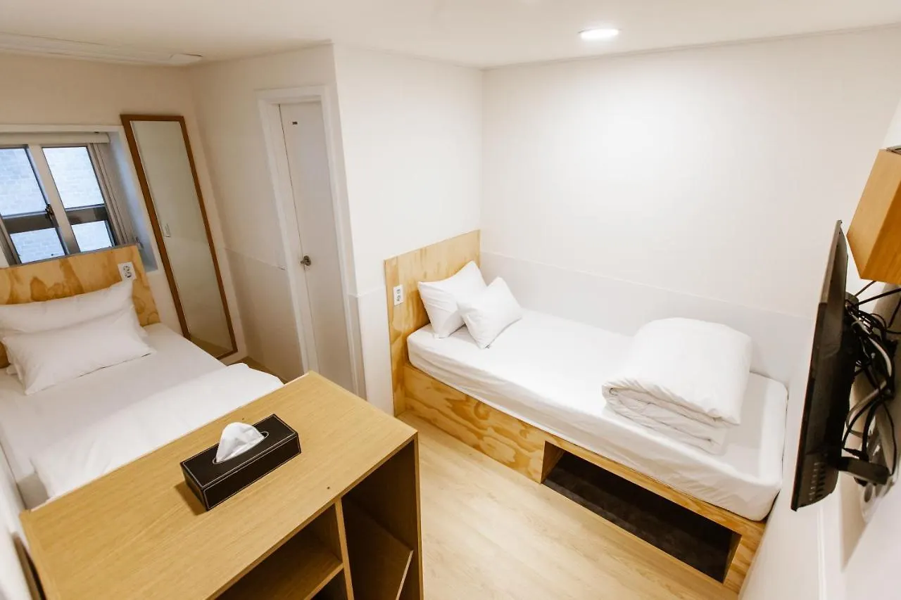 Seoulite Inn Myeongdong Formerly - Step Inn Myeongdong 2 Seul