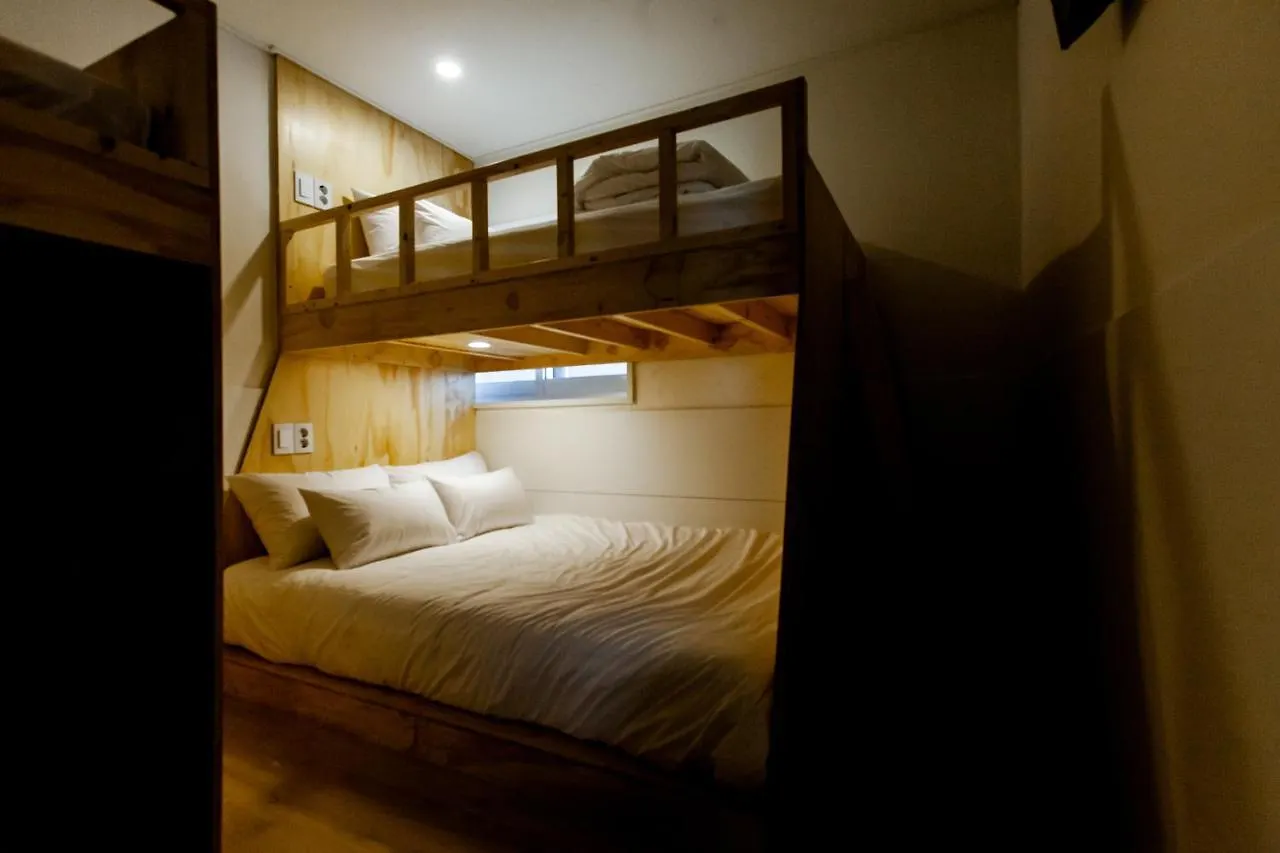 Seoulite Inn Myeongdong Formerly - Step Inn Myeongdong 2