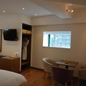 4* Hotel Astoria