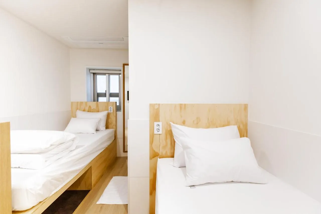 Seoulite Inn Myeongdong Formerly - Step Inn Myeongdong 2 Hostel Seoul