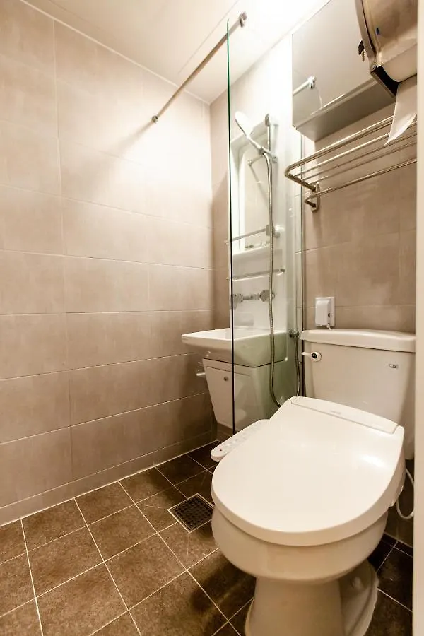 Seoulite Inn Myeongdong Formerly - Step Inn Myeongdong 2