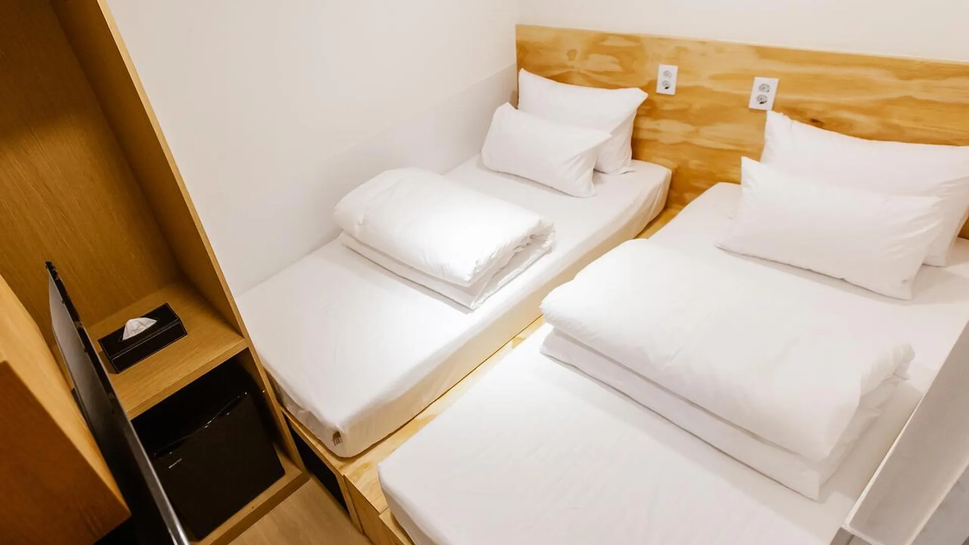 Hostel Seoulite Inn Myeongdong Formerly - Step Inn Myeongdong 2 South Korea