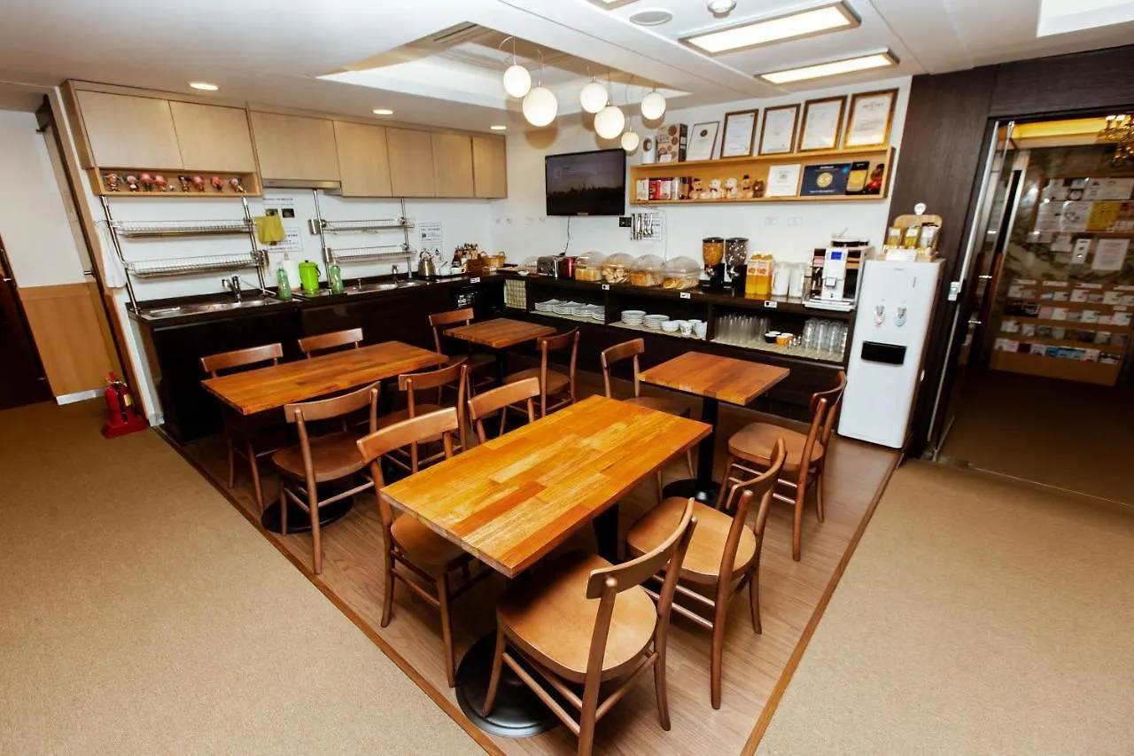 Hostel Seoulite Inn Myeongdong Formerly - Step Inn Myeongdong 2